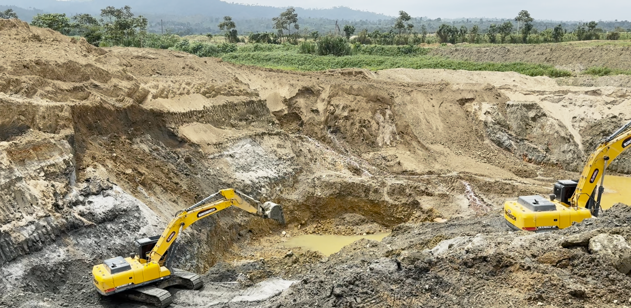 Comprovado por 20.000 horas: as escavadeiras SINOMACH dominam as operações de mineração globais.